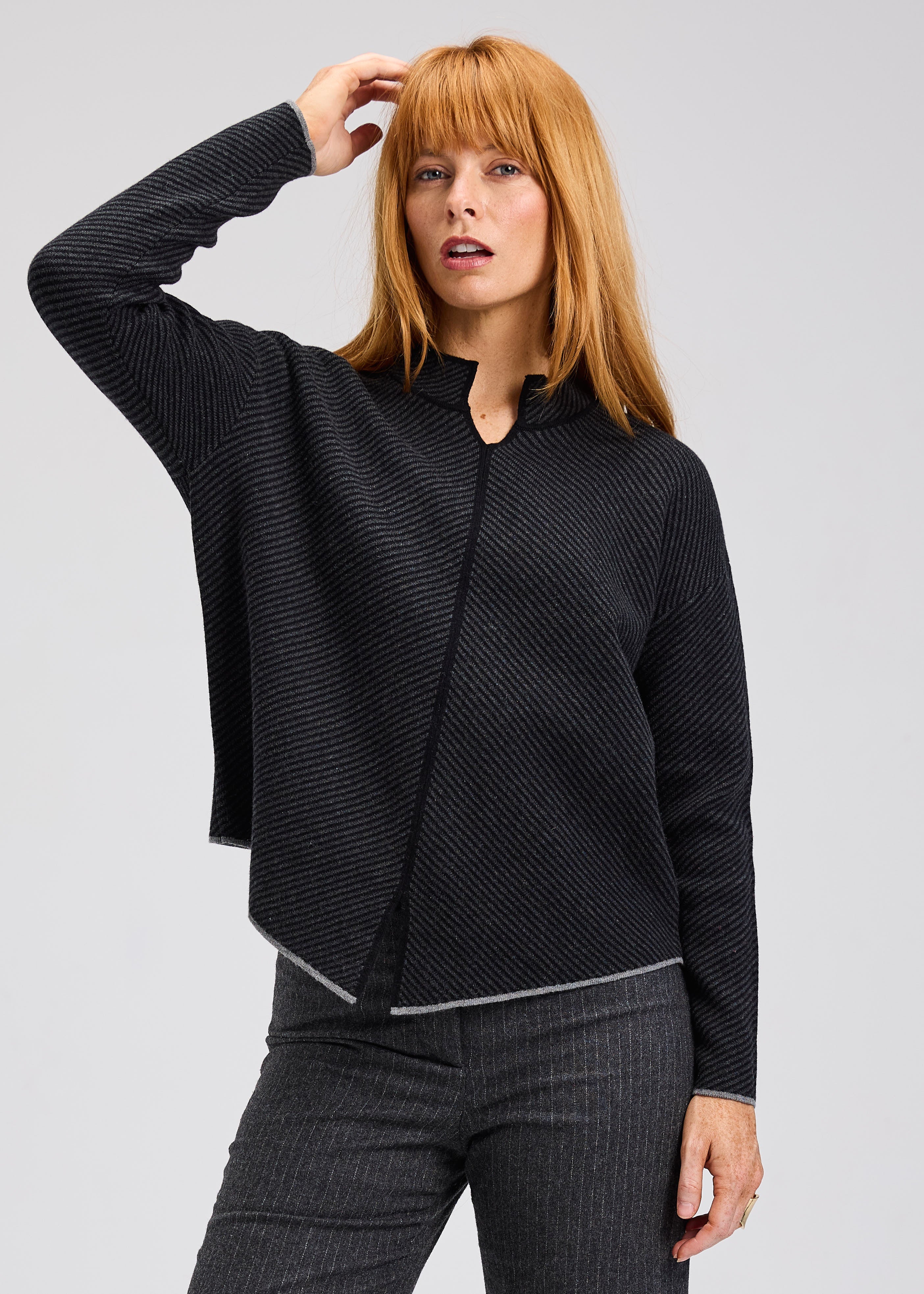 Zaket & Plover ZP7524U Neru Collar Sweater - Black