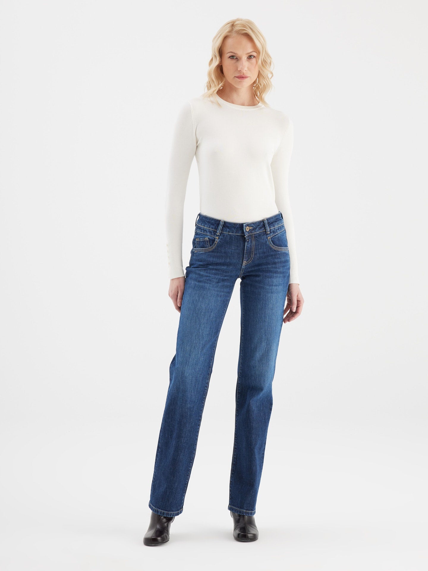 CUP OF JOE DENIM Diva Mid Rise Straight Leg - Dark Blue