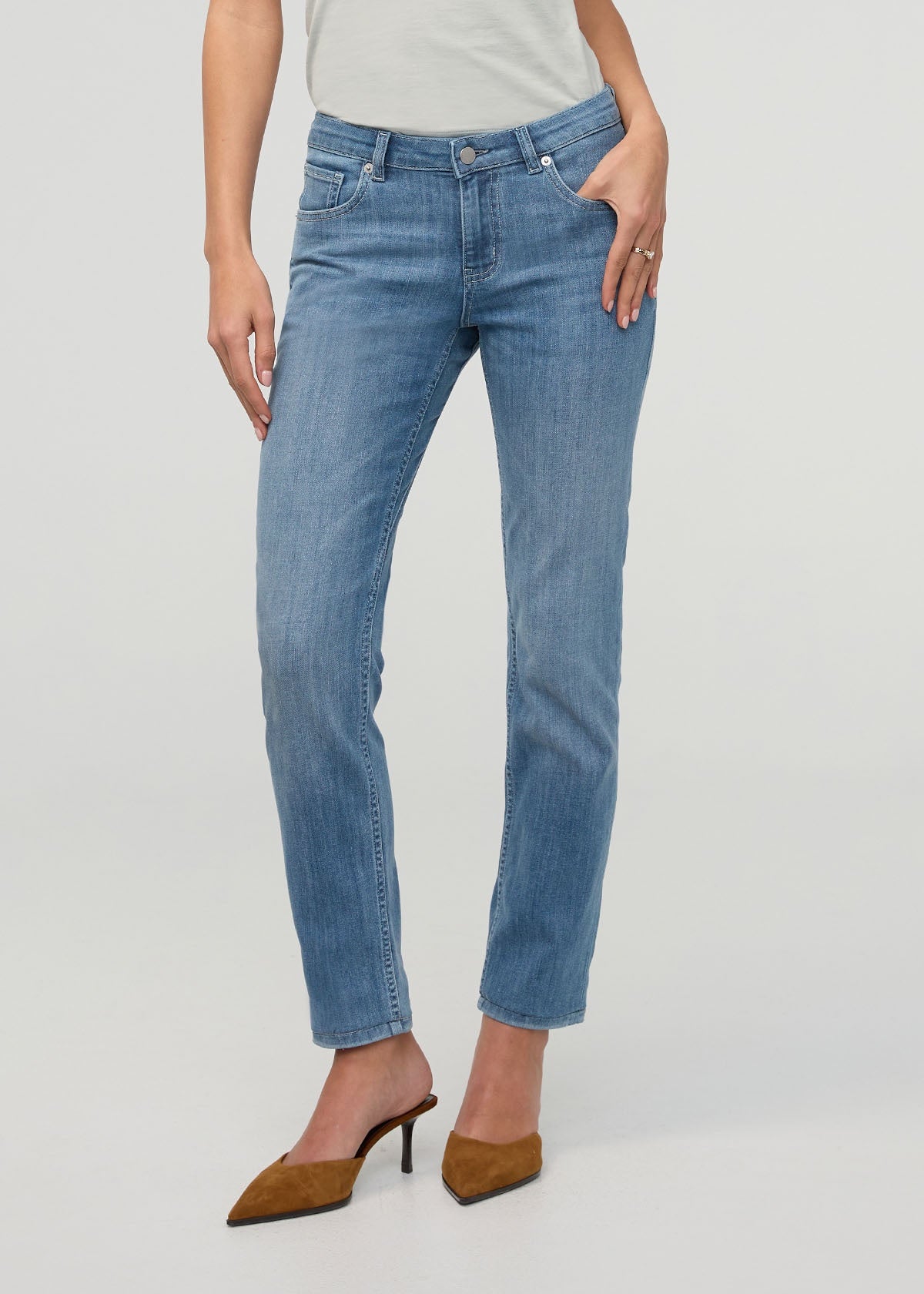 DU/ER Women's Performance Denim Girlfriend Jean - Solstice