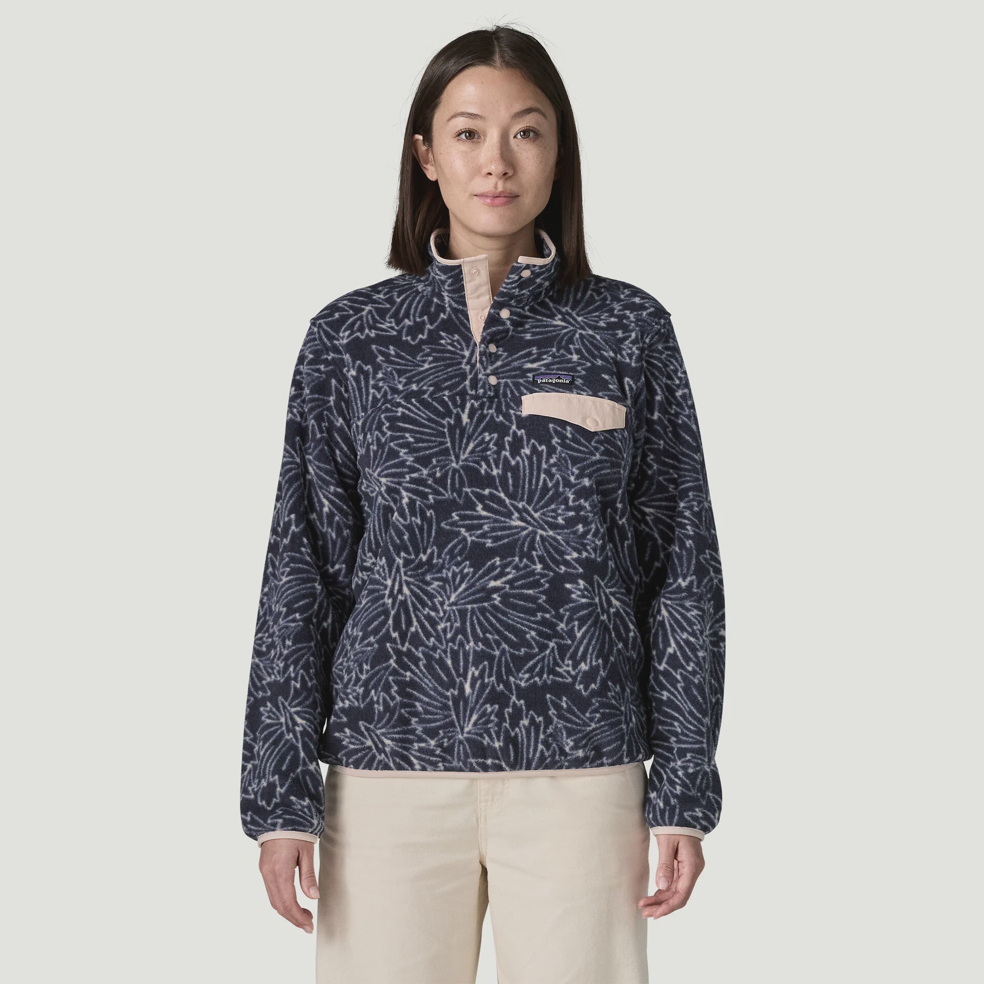 PATAGONIA Women's LW Synchilla Snap-T Pullover - Saxifrage/Sunken Blue