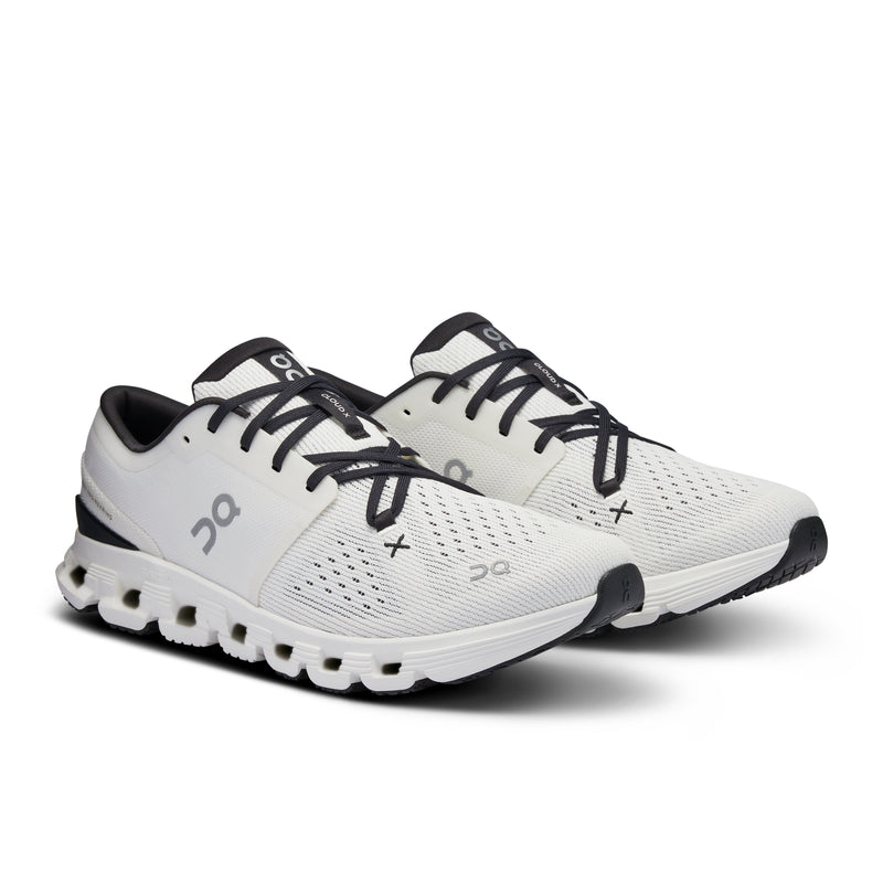 ON CLOUD Women - Cloud X4 - Ivory Black