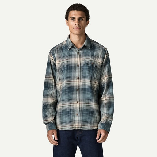 PATAGONIA Men's Long Sleeved Lightweight Fjord Flannel Shirt - Melting Ombre/Summit Blue