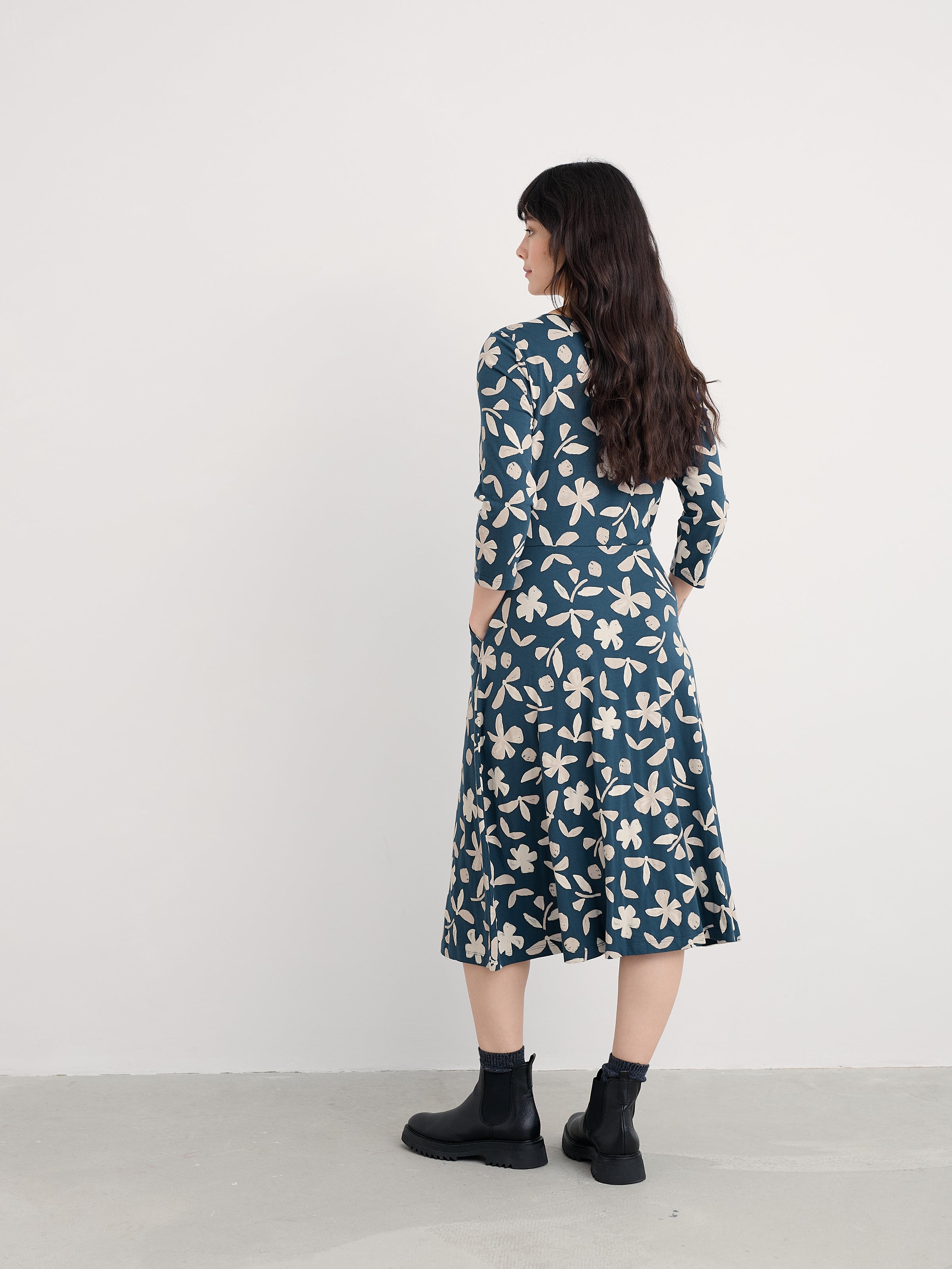 SEASALT April Dress - Organic Shapes Dark Lugger