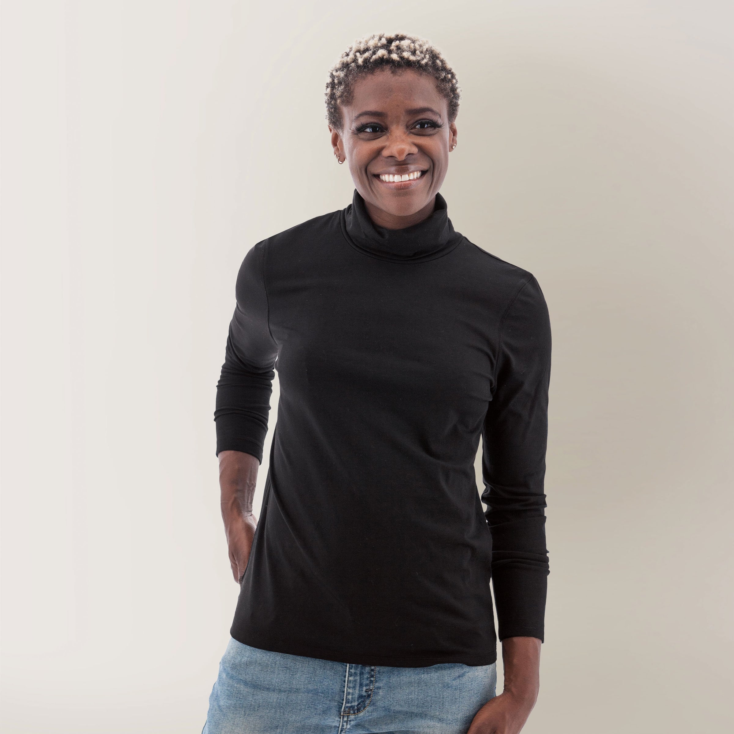 OLD RANCH - Women's Mariela Organic Turtleneck - 27 Black