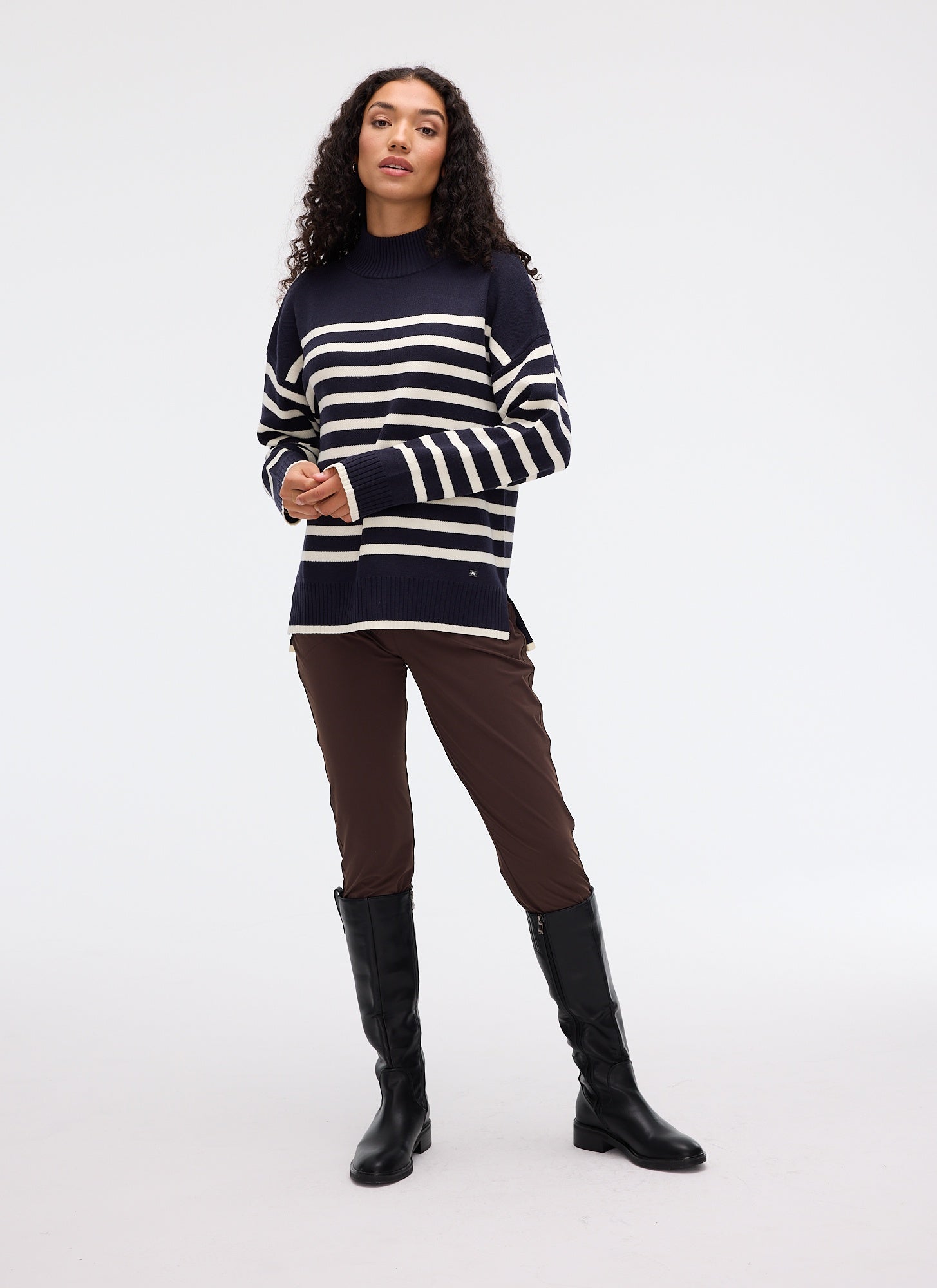FIG Haley Sweater - Night-Pearl Combo