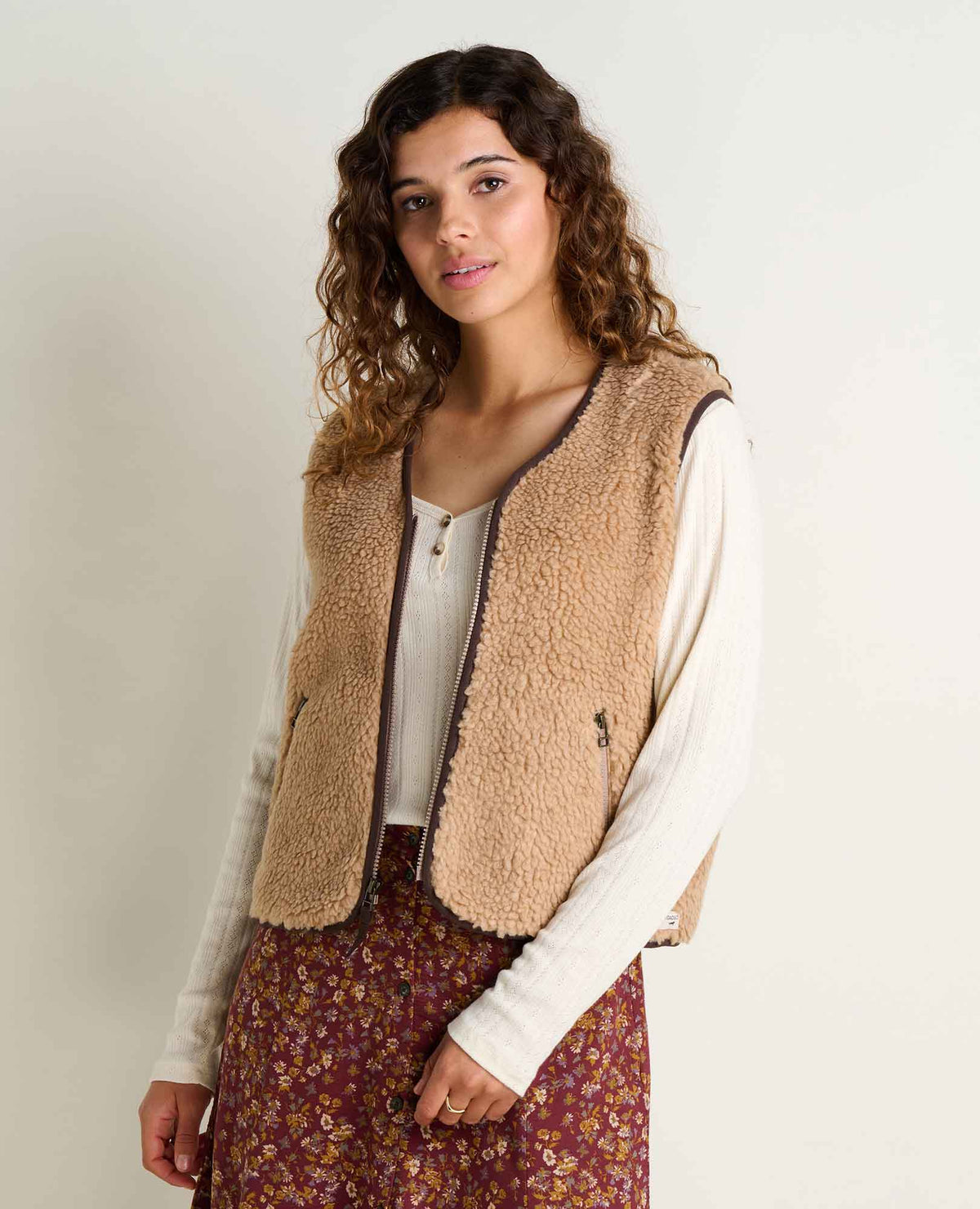 TOAD & CO Women's Sespe Sherpa Vest - Cocoa
