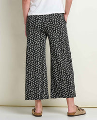 TOAD & CO. Women's Chaka Wide Leg Crop Pant - Black and Salt Print