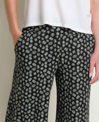 TOAD & CO. Women's Chaka Wide Leg Crop Pant - Black and Salt Print