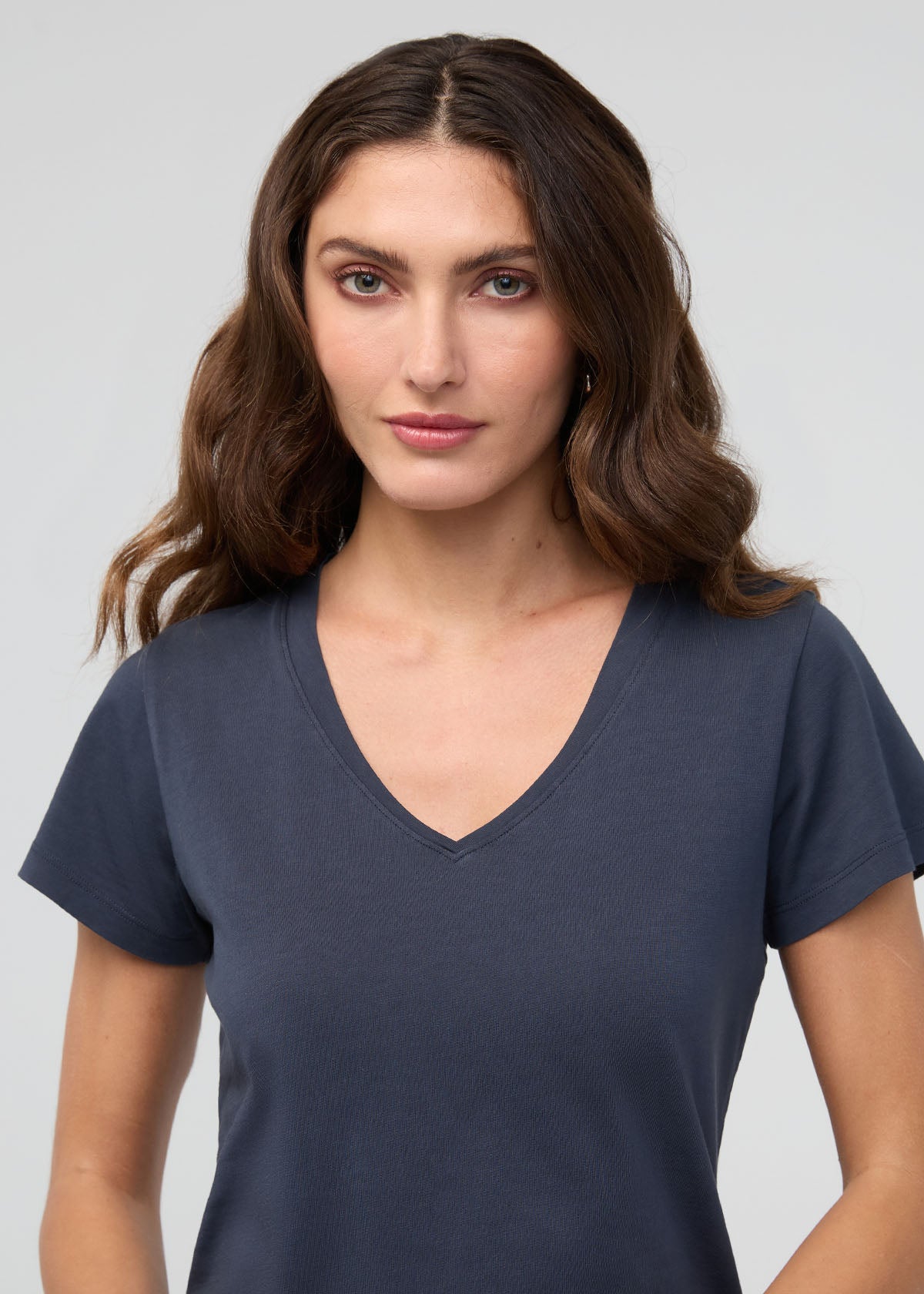 DU/ER Women's PurePima Slim V-Neck - Navy