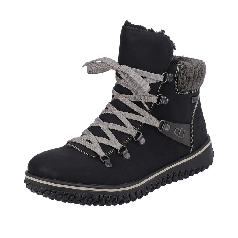 Z4238-00 - Black Ankle Boot