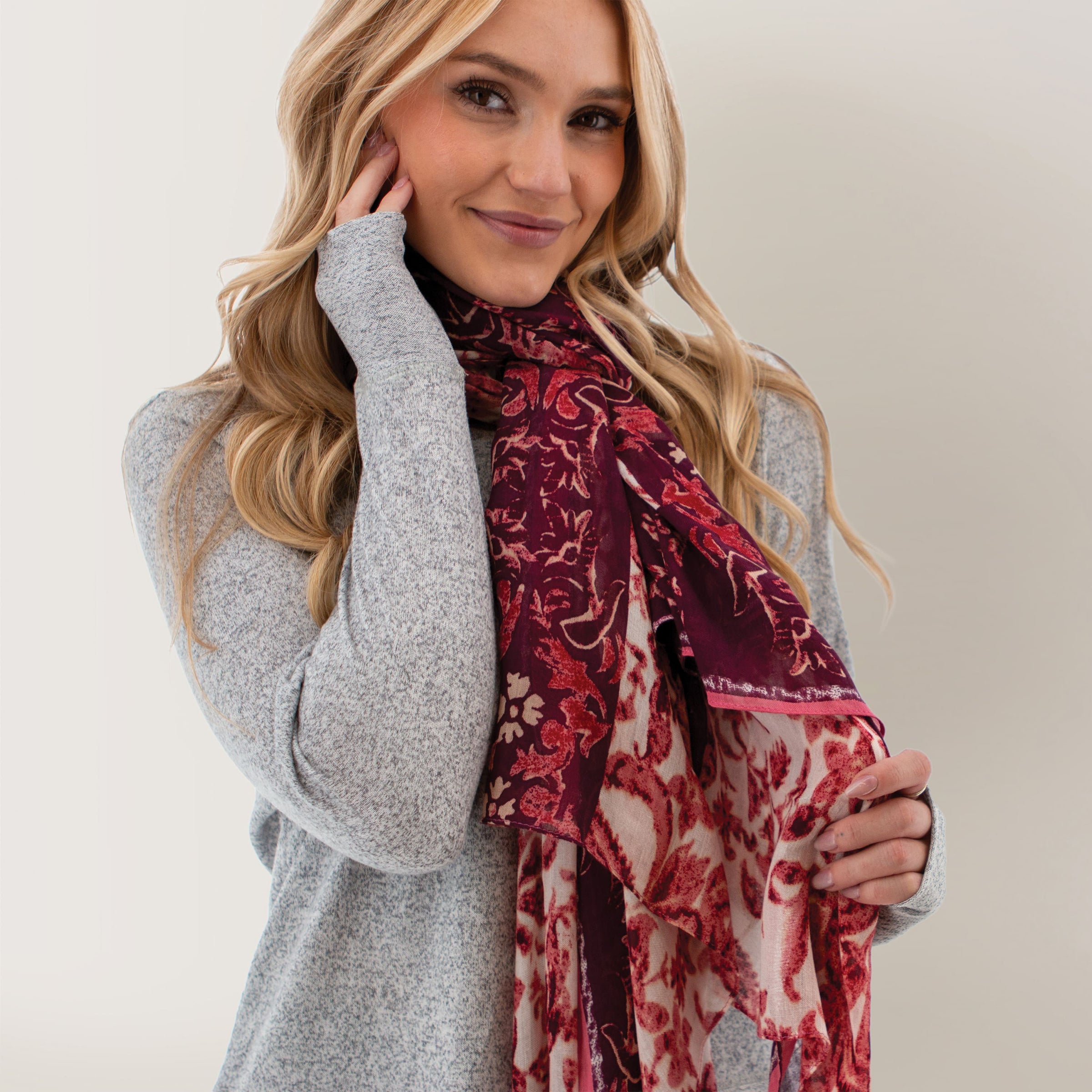 AVENTURA Winterfloral Border Scarf - Bordeaux