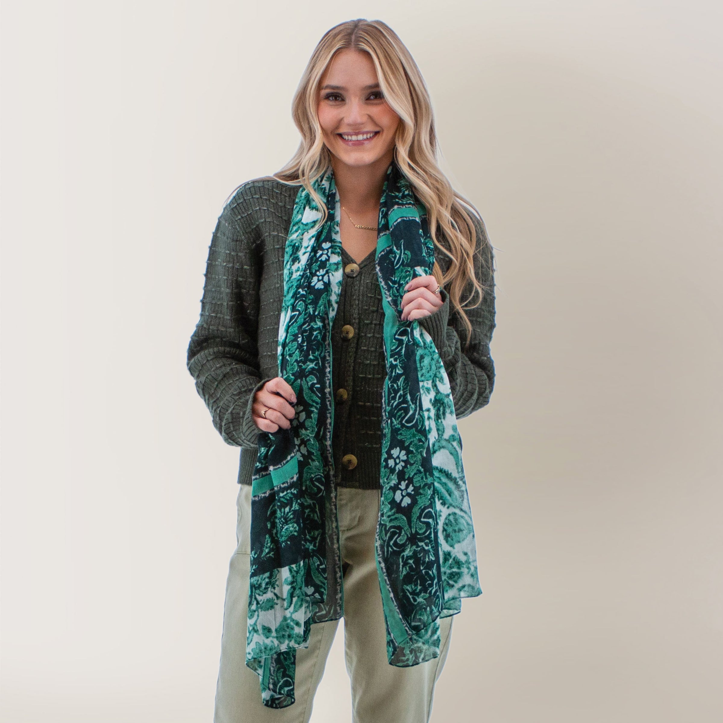 AVENTURA Winterfloral Border Scarf - Green