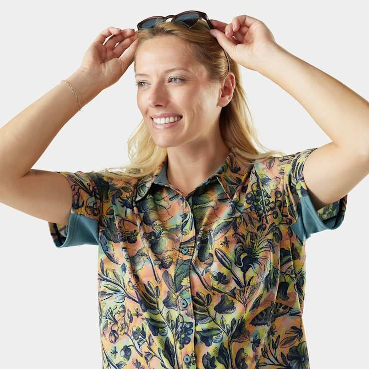 SMARTWOOL Women’s Everyday Short Sleeve Button Down - Multi Floral Party