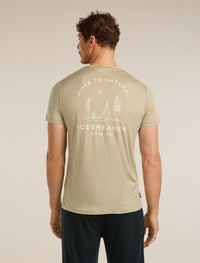 ICEBREAKER Men's Merino 150 Tech Lite Short Sleeve Tee Peaceful Pass - Flagstone