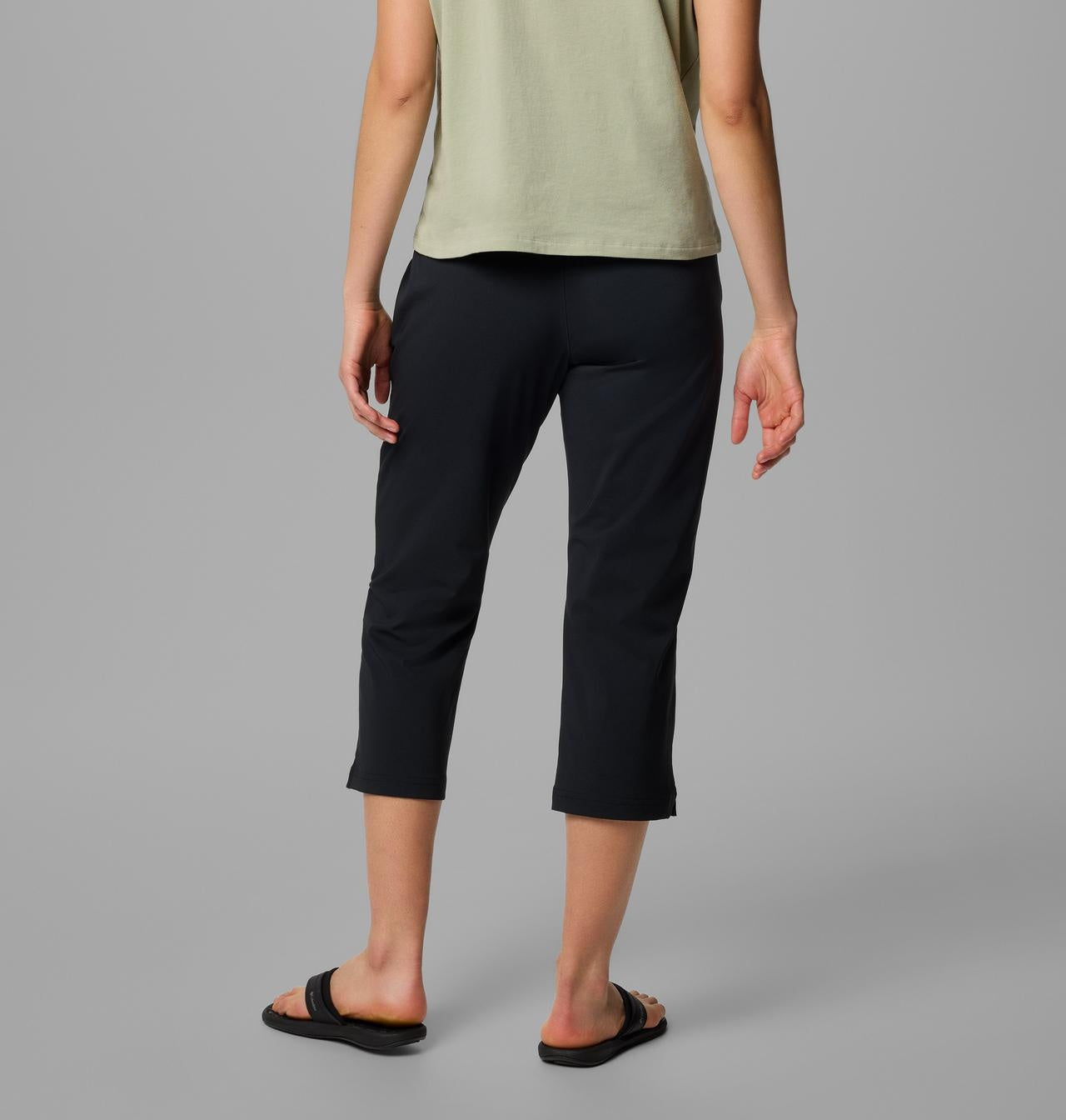 COLUMBIA Women's All Seasons™ Capri - Black
