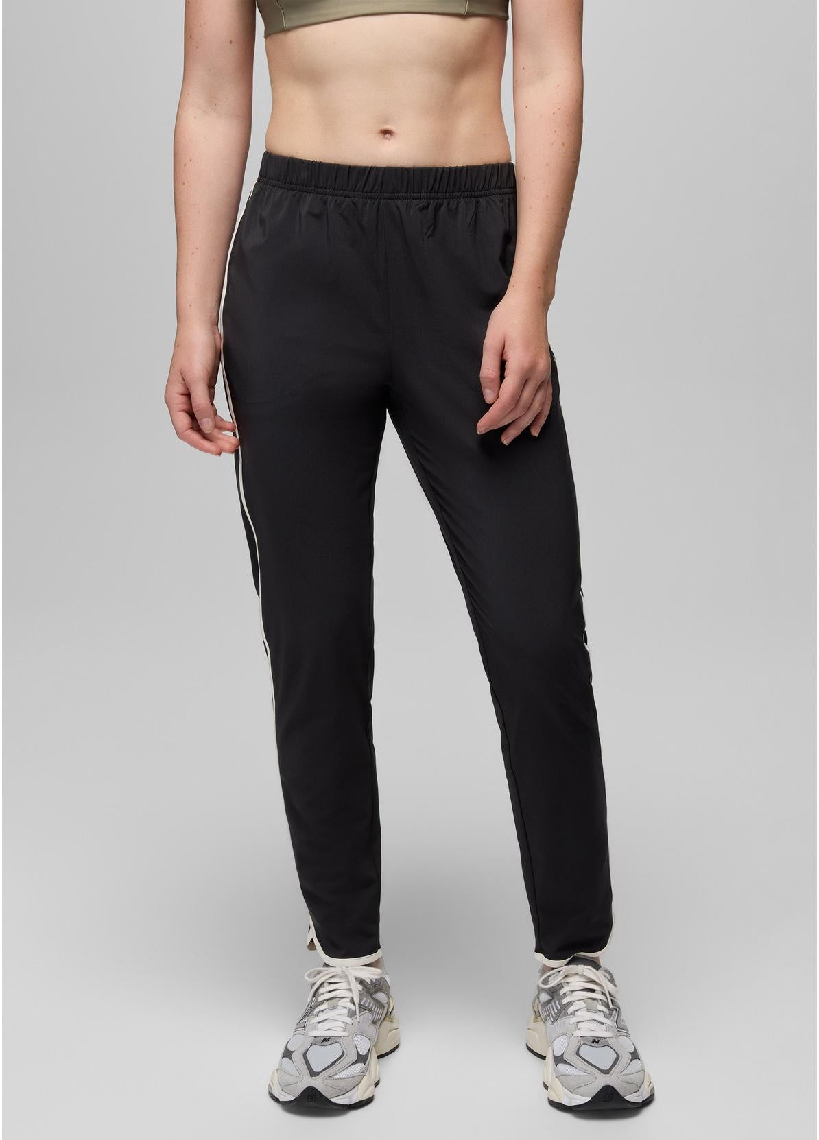 PRANA Women's Railay Scallop Pant - Black