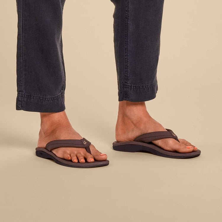 OLUKAI Women's 'Ohana - Dark Java/Dark Java