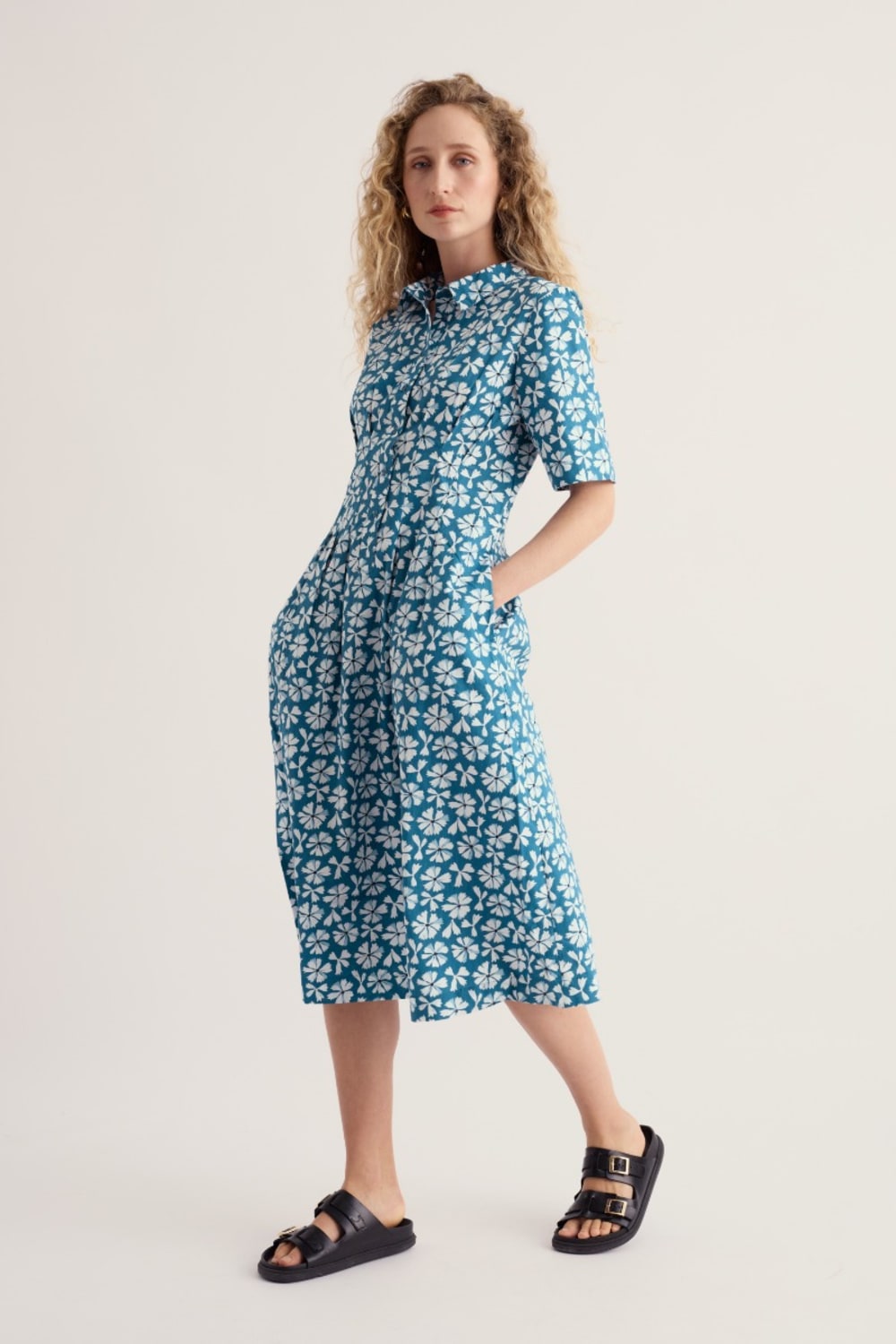 SEASALT Wild Liquorice Dress - Bold Cornflower Sailboats